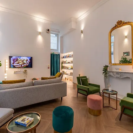 1924 (adults Only) 3* גרנובל