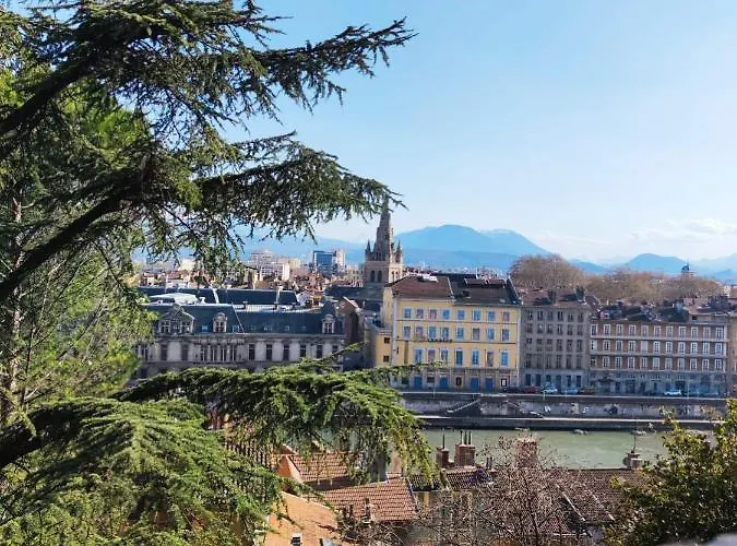 1924 3* Grenoble